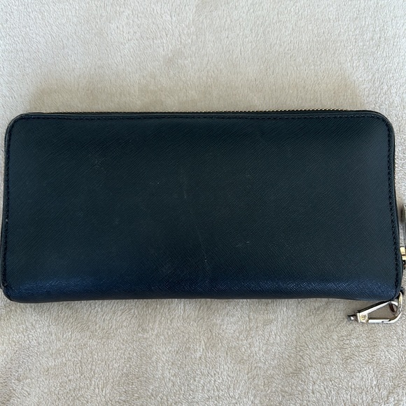 Black Michael Kors purse with gold detailing and long strap - Picture 6 of 8